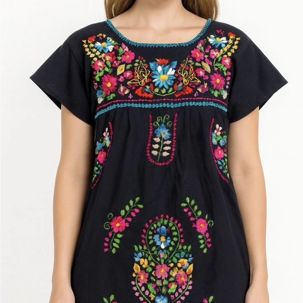 Women’s Authentic Mexican Embroidered Dress – Handmade Traditional Size M